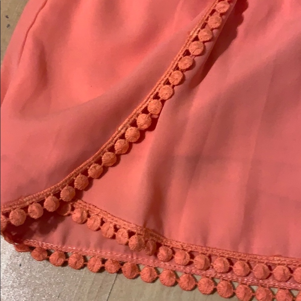 NWT Ruffle Shorts! - Picture 2 of 4